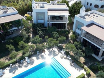 A Delightful Apartment In Bodrum For Sale - A top floor apartment on a boutique complex