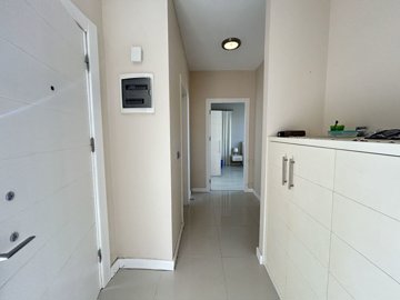 A Delightful Apartment In Bodrum For Sale - Entrance hallway