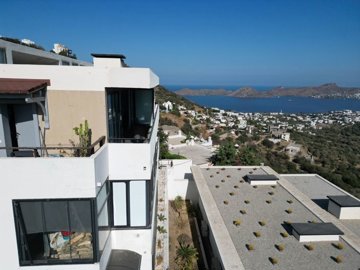 Magnificent Sea View Apartment For Sale In Bodrum - Unbeatable sea views from the apartment living space