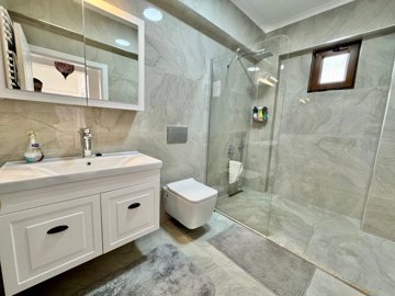 A Magnificent Detached Villa In Fethiye For Sale - Luxury bathroom