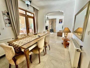 A Magnificent Detached Villa In Fethiye For Sale - Beautiful dining space