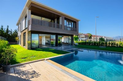 An Ultra-Modern Villa With A Private Pool For Sale in Belek, Antalya - Main view of the modern smart home villa