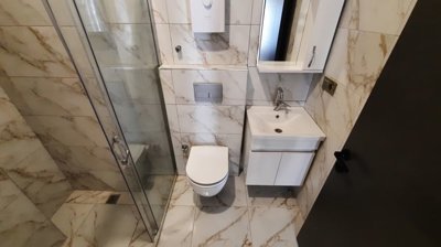 A Modern Apartment For Sale in Mahmutlar, Alanya - Modern shower room