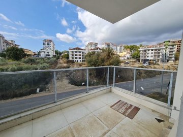 Brand-New Alanya Investment Apartment For Sale In Avsallar - Large balcony