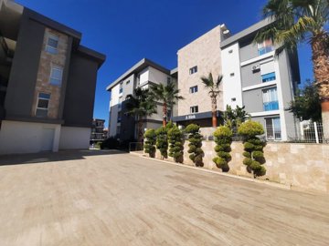 Modern Apartment Near The Beach In Kusadasi For Sale - A modern complex