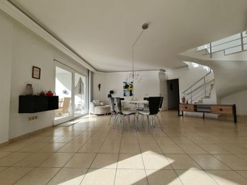 Fully Furnished Alanya Duplex Apartment  For Sale In Cikcilli - Lokking through to the lounge and dining areas