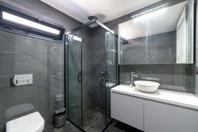 Prestigious Yalikavak Apartments and Villas With Private or Shared Pools – Luxury shower room