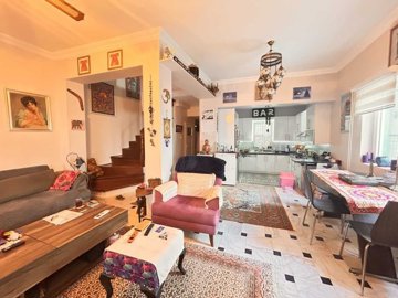 A Pretty Semi-Detached Triplex Villa In Bodrum For Sale - Open-plan living space