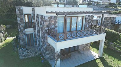 Beautiful Sea-View Apartment For Sale In Bodrum – A gorgeous top-floor apartment