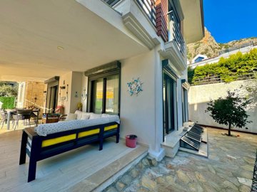 A Lovingly-Maintained Smart Home Villa For Sale In Fethiye - Shady terrace