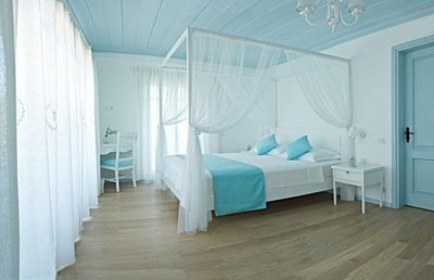 Idyllic Boutique Hotel For Sale In Alacati - Spacious double rooms