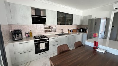 Attractive Marmaris Property For Sale - Fully fitted kitchen