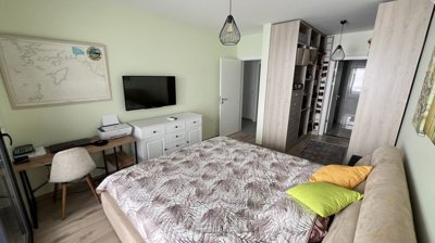 Attractive Marmaris Property For Sale - Master bedroom with closet and ensuite