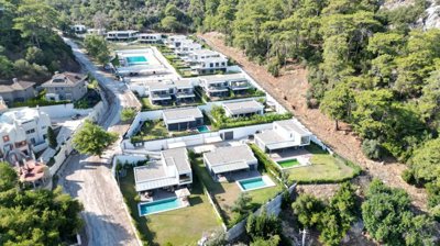 Attractive Marmaris Property For Sale - Arial view over the complex with communal pool