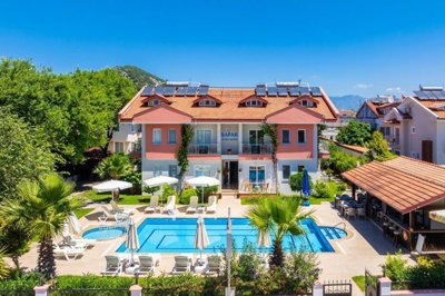 Modern Hotel In Dalyan For Sale - A beautiful 12 room hotel in Dalyan