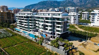 Spacious 2-Bedroom Apartment For Sale In Alanya - A modern complex with many on-site facilities and resident parking