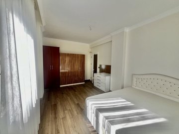 Impressive Triplex Property For Sale In Kargicak, Alanya - Fully furnished double bedroom on the first floor