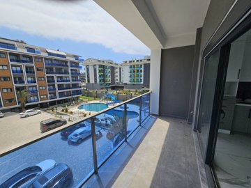 Alanya Apartment For Sale In Kargicak - Balcony with plenty of space for alfresco dining with views over the exterior space