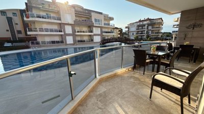 Ground Floor Apartment In Belek, Antalya For Sale - Poolside balcony for alfresco dining