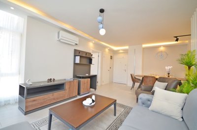 Exceptional Apartment For Sale In Alanya - A spacious, light and airy living area