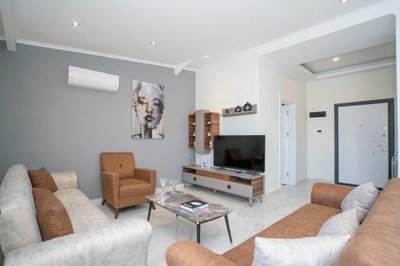 Ready To Move Duplex Apartment In Kestel, Alanya - Lounge and apartment front door