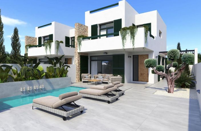 Image No.1-3 Bed Villa for sale