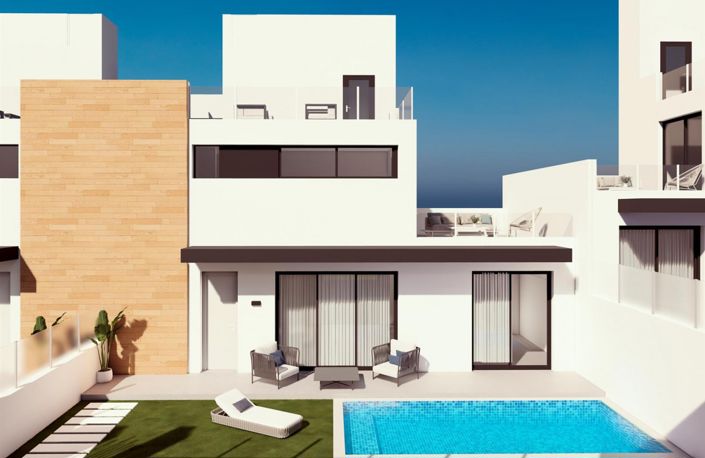 Image No.1-3 Bed Villa for sale