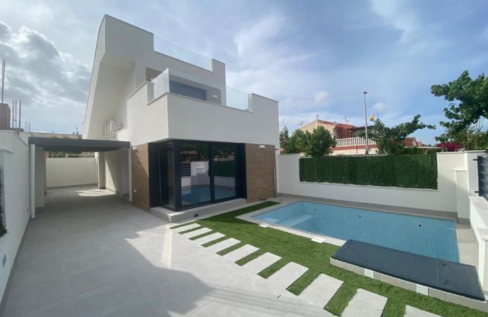 Image No.1-3 Bed Villa for sale