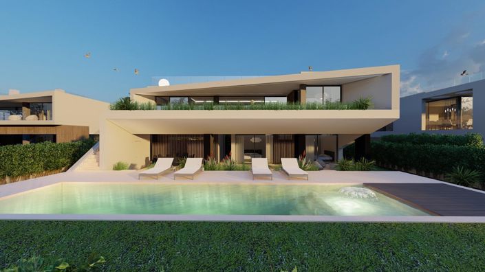 Image No.1-4 Bed Villa for sale