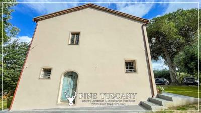 Villa-for-sale-in-Crespina-Pisa-Tuscany-Italy-7