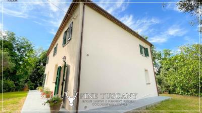 Villa-for-sale-in-Crespina-Pisa-Tuscany-Italy-14
