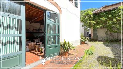 House-for-sale-in-Bagni-di-Lucca-Tuscany-Italy-22