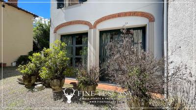 House-for-sale-in-Bagni-di-Lucca-Tuscany-Italy-27