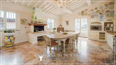 Luxury-Equestrian-Property-with-Helipad-for-sale-in-Florence-Tuscany-Italy-14