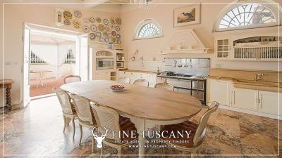 Luxury-Equestrian-Property-with-Helipad-for-sale-in-Florence-Tuscany-Italy-15