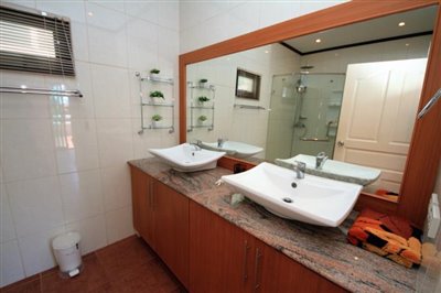 Villa-Palm-Beachside-Residence-Ko-Samui-Bathroom