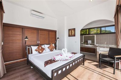 Sunny-Banks-Villa-Ko-Samui-Bedroom-3