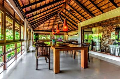 Bali-Villa-Dining