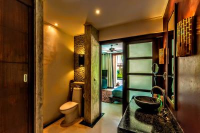 Bali-Villa-WC