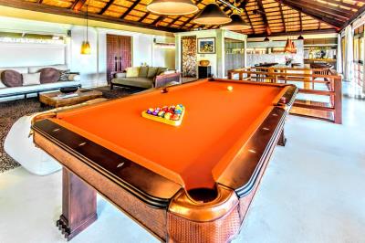 Bali-Villa-Pool-Table