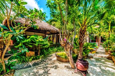 Bali-Villa-Garden