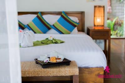 baan-chao-lay-beachfront-villa-koh-samui-bed