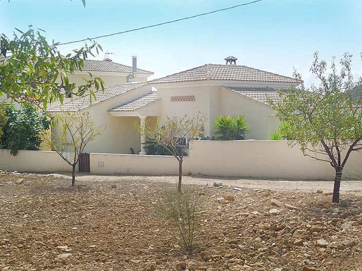 Image No.1-3 Bed Villa for sale