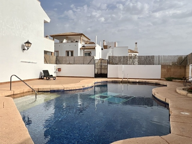 Image No.1-4 Bed Villa for sale