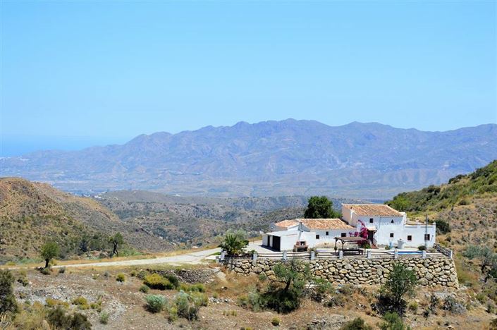 Image No.1-4 Bed Cortijo for sale