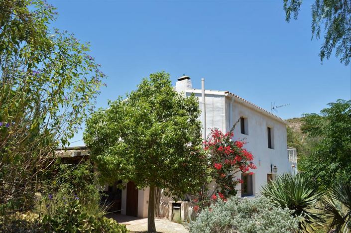 Image No.1-4 Bed Cortijo for sale