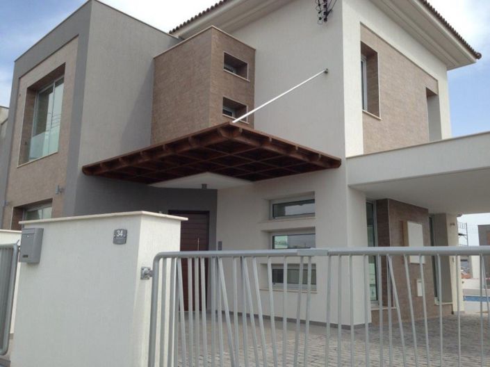 Image No.1-3 Bed Villa for sale