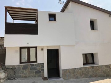 Detached Villa For Sale  in  Monagroulli