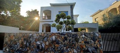 Detached Villa For Sale  in  Agios Tychonas