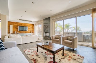 Detached Villa For Sale  in  Paramali